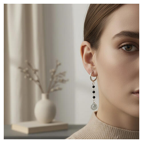 Rhodium-plated 925 silver Virgin and Child earrings with black crystal beads Benedictus 2
