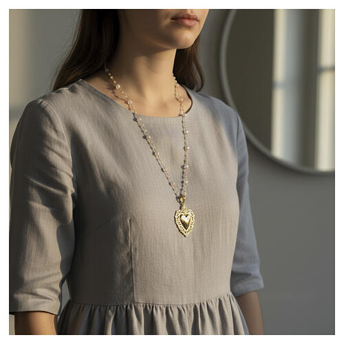 Colar Sagrado Coração maxi dourado com cristais brancos Benedictus prata 925 2