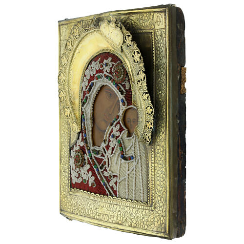 Icona russa XIX secolo Madonna di Kazan basma ottone e ricamo onorifico 31,5x26,5 cm 3