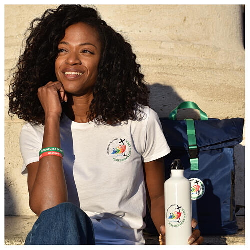 T shirt bianca stampa a colori Giubileo 2025 kit del pellegrino vendita online su HOLYART