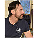 T-shirt blu Giubileo 2025 kit del pellegrino con stampa s5