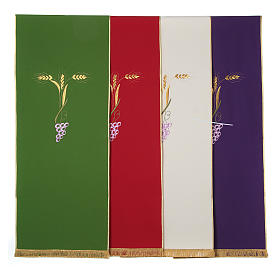 Lectern cover with three golden wheat ears and stylized grapes