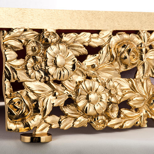 Estante mesa em latão moldado dourado 3