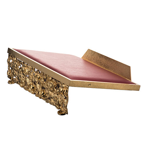 Estante mesa em latão moldado dourado 6