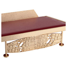 Table lectern with golden grapes decoration and imitation leather