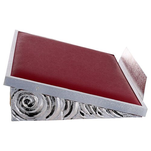 Table lectern in two tone cast brass with 4 Evangelists 3