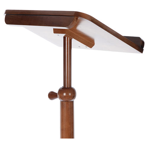 Lectern with rings and round base in light brown wood 5