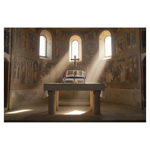 Pulpit posrebrzany z poduszeczką czerwoną 2