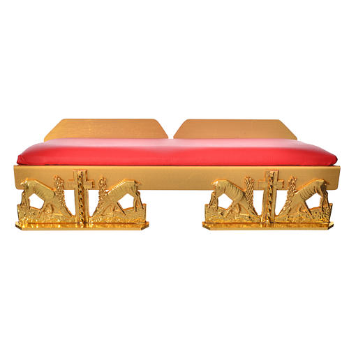 Estante de altar dourado almofada latão cervos à fonte 8