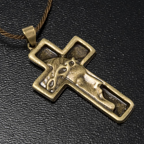 Croix pendentif visage du Christ couleur bronze 2