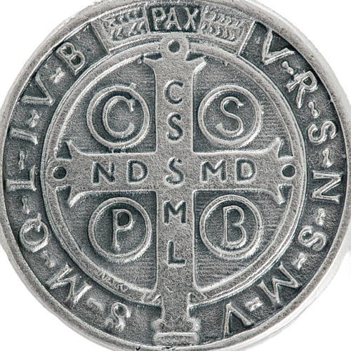 St Benedict medal in silver plated metal, 3 cm 3