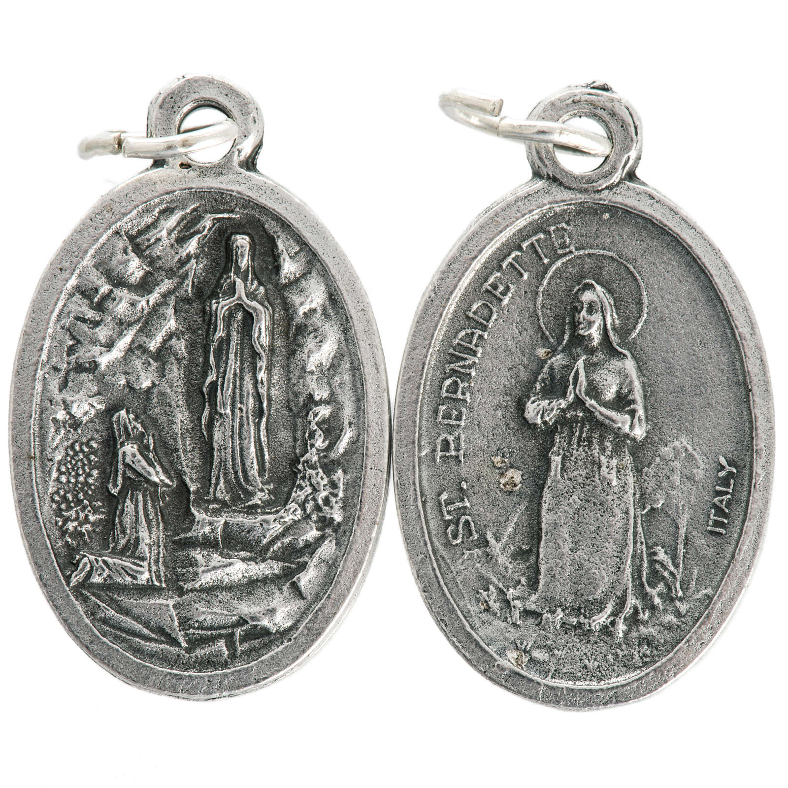 Médaille Notre Dame de Lourdes ovale oxydée 20mm vente en ligne sur