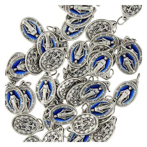 Médaille Miraculeuse ovale émail bleu ciel h 17 mm 2