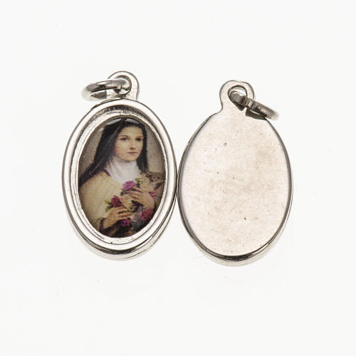 Medalik święta Teresa metal posrebrzany żywica 1,5 X 1cm 1
