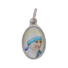 Medalha Madre Teresa de Calcutá metal prateado resina 1,5x1 cm