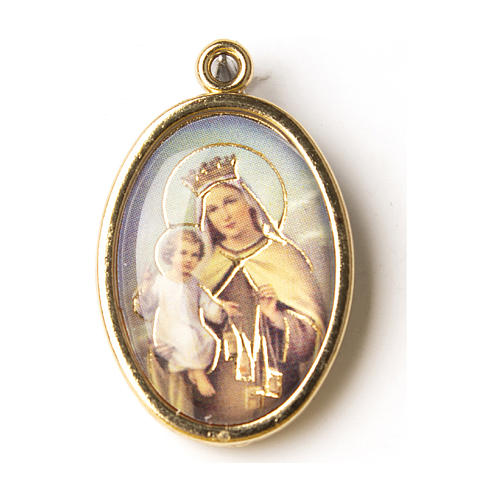 Médaille dorée avec image résinée Notre-Dame du Mont-Carmel 1