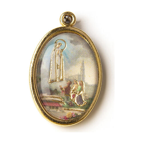 Medalha dourada com imagem Nossa Senhora de Fátima resina 1