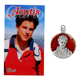 Médaille émaillée en rouge de Saint Carlo Acutis de 30 mm avec prière
