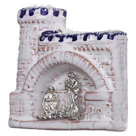 Aimant en terre cuite Deruta château bleu et blanc et Nativité en métal