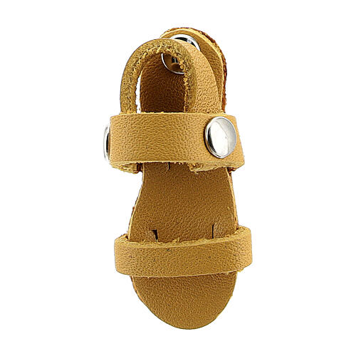 Magnes w kształcie żółtego sandała franciszkańskiego z prawdziwej skóry, 3,5 cm 2