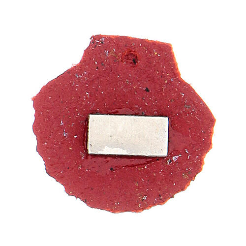 Magnet in Form einer Muschel von Santiago aus rotem Echtleder, 2 cm 2