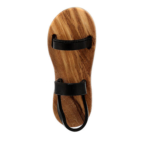 Olivewood sandal-shaped magnet 7x3 cm 1