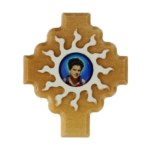 Kreuzmagnet aus Olivenholz mit weißen Strahlen Carlo Acutis 3x3,5 cm 1