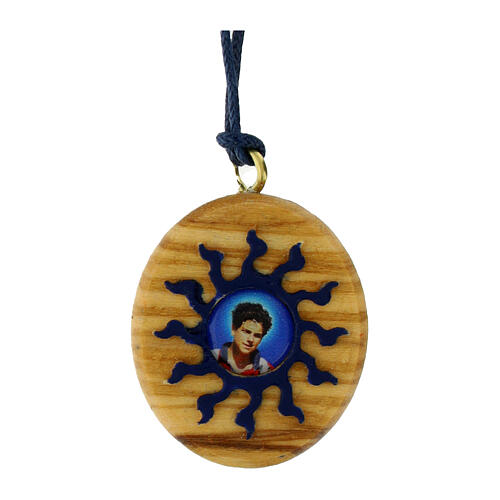 Oval pendant with blue sun and Carlo Acutis' image, olivewood 1