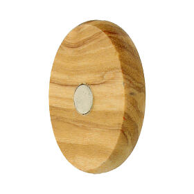 Oval olivewood magnet, red sun with Carlo Acutis