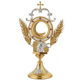 Monstrance with grapes and ears of wheat