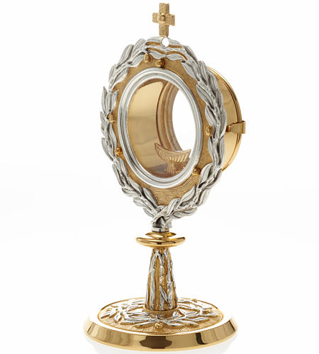 Monstrance with bay leaves 8