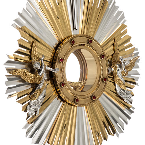 Monstrance for celebration host decorated with angels 4