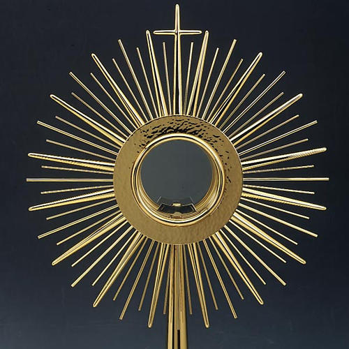 Monstrance with hammered gold-plated brass 2