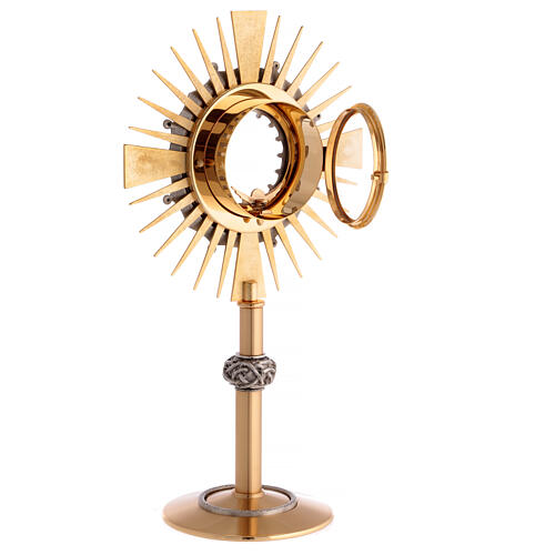Monstrance in brass with a silvery node 10