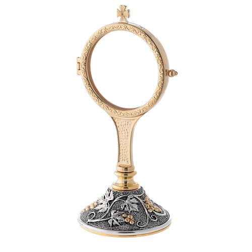 Monstrance of gold and silver-plated brass 2