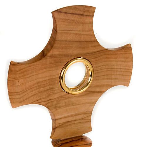 Monstrancja z drewna oliwkowego kształt krzyża 2