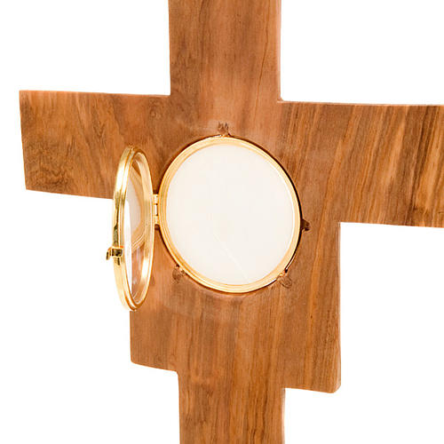 Olive wood monstrance Saint Damian cross shaped 2