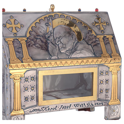 Reliquary Pope John Paul II chiseled copper 40x40x20 cm 6