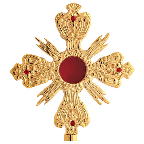 Reliquiar in Kreuzform mit Strahlenkranz aus goldfarbenem Messing – Höhe 22 cm 2