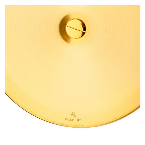 Handcrafted bicolour reliquary of 2.4 in with hand-engraved angels and acanthus leaves, 21.5x8.5 in 10