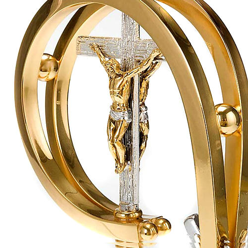 Crosse pastorale avec crucifix 2