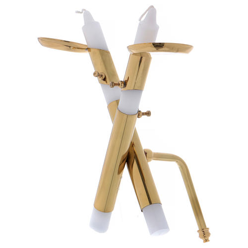 Modern-style cross-shaped candle holder in glossy gold-plated brass 2