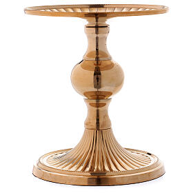 Decorated candle holder with spike in gold plated brass