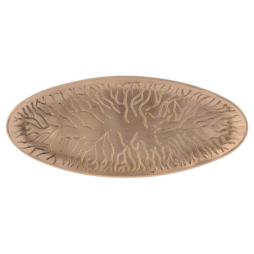 Oval candle holder plate in golden brass with incisions 1