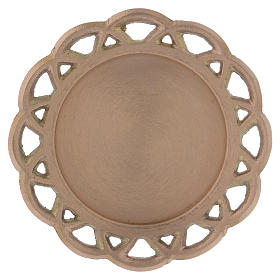 Candle holder plate with carved edge in satinised gold-plated brass
