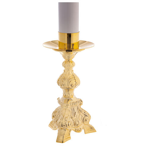 Pareja de candeleros en metal dorado trípode 31 cm altura 3