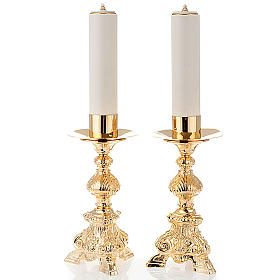 Chandeliers métal: Duo chandeliers, métal doré, base trois pieds,h 31