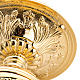 Castiçal barroco em latão moldado dourado s7