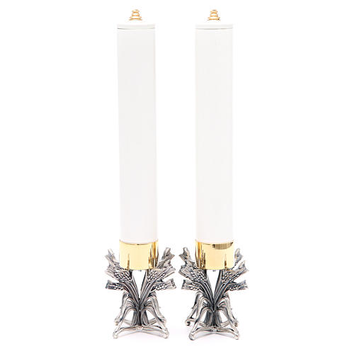 Pair of candlesticks in silver pewter with candle 3