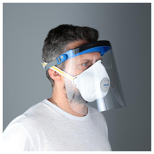 Protective plastic visor against contagion 3